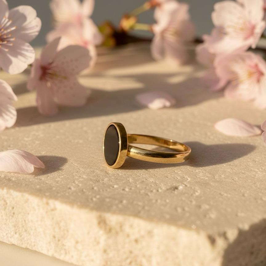 Bague Ovale en Onyx Noir Sertie Or – Image 2